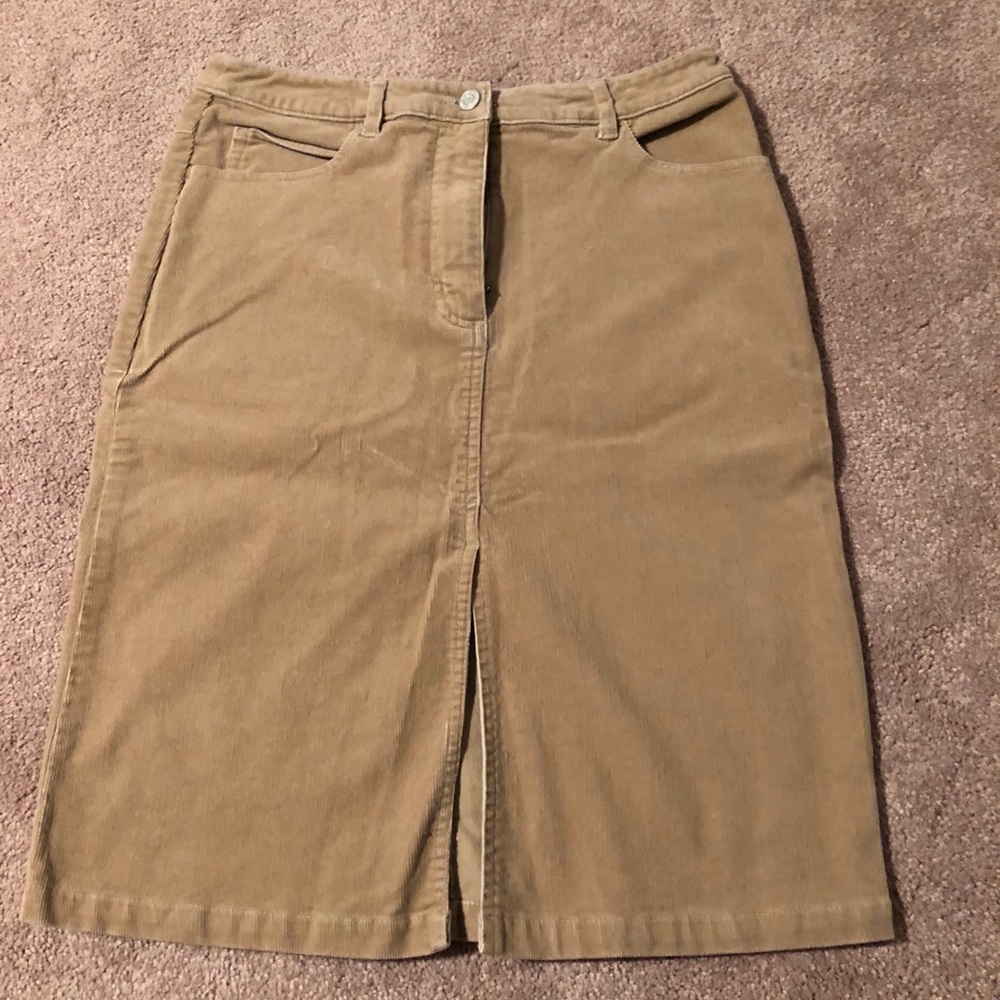 Corduroy skirt